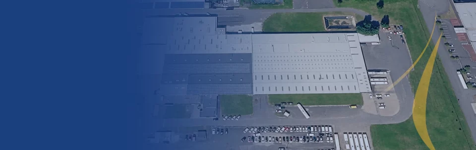 Vue aérienne de bâtiments d’activité et d’entrepôts