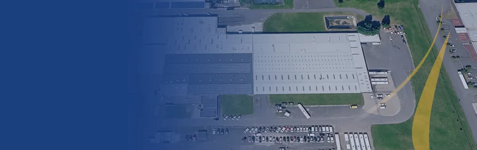 Vue aérienne de bâtiments d’activité et d’entrepôts